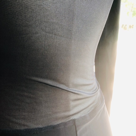 STUNNING FLOORLENGTH MESH CUTOUT EXPOSED BACKDRESS - Picture 6 of 7